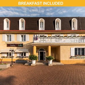 Prague Hotel Carl Inn Restaurant & Free Parking
